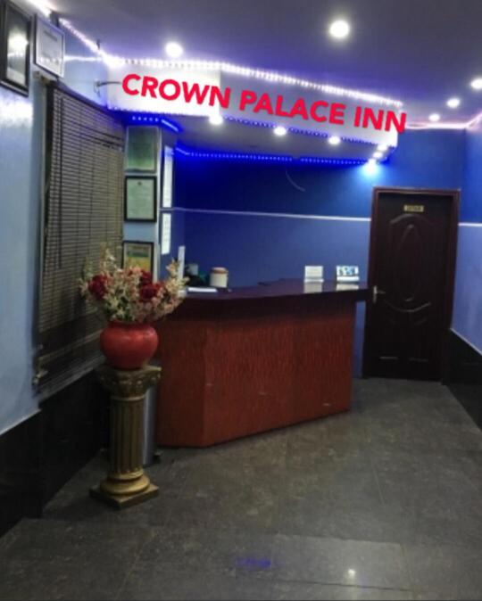 Crown Palace Inn Лусака Экстерьер фото
